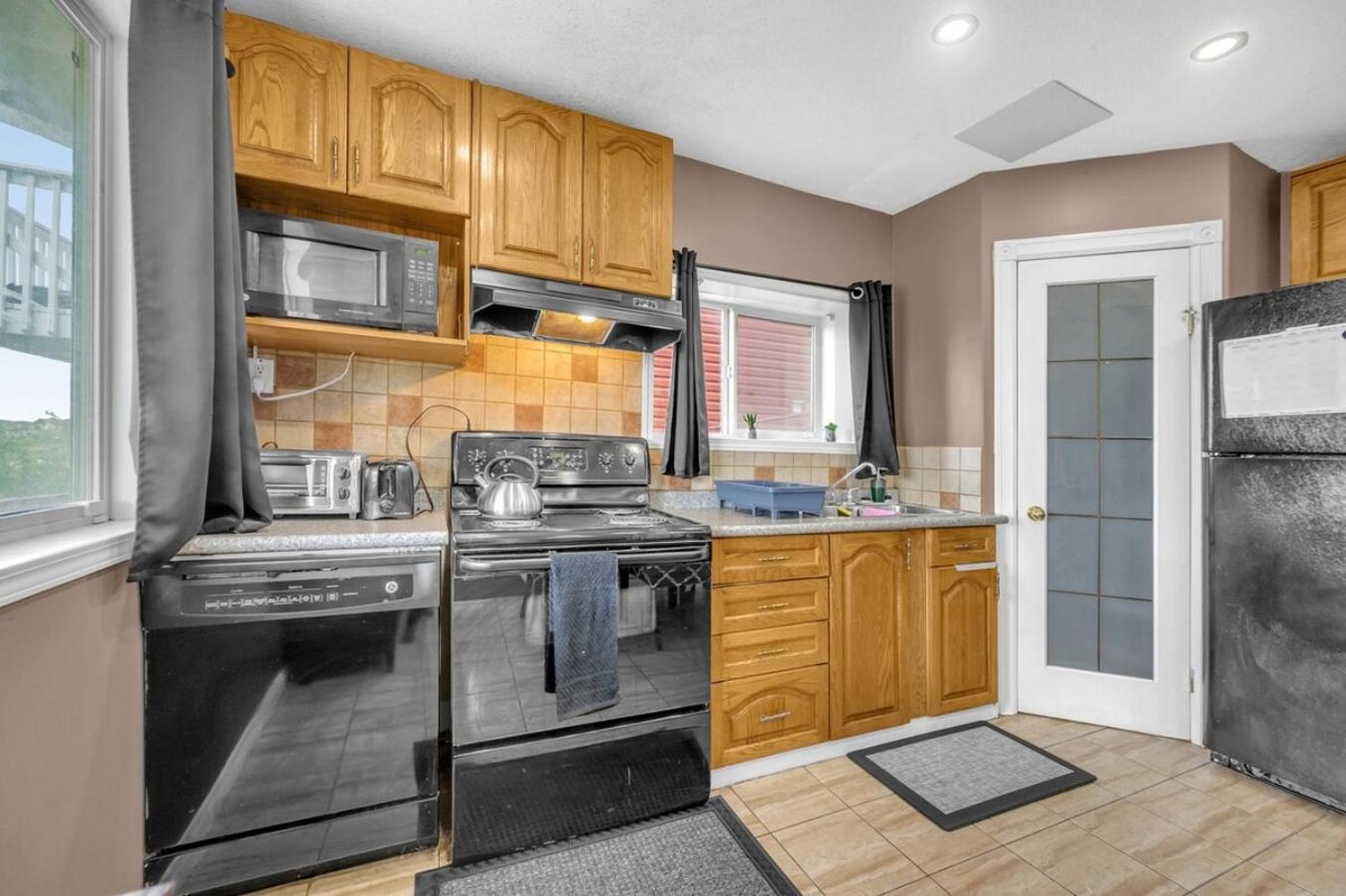 52-3 Bed Suite On Lake Central Ac By Airport Calgary Luaran gambar