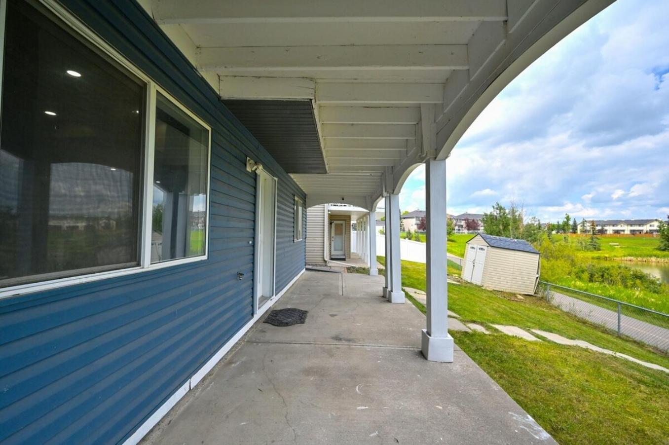 52-3 Bed Suite On Lake Central Ac By Airport Calgary Luaran gambar